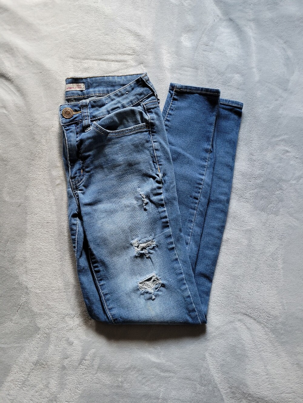 SO | Women's Light Blue Distressed Skinny Jeans